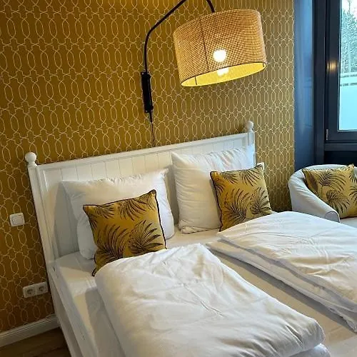 Apartment Familienunterkunft 2 Sz Balkon Zentral Stadtnah Bola 50a