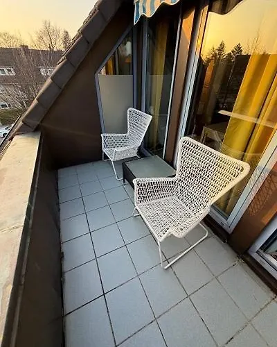 Familienunterkunft 2 Sz Balkon Zentral Stadtnah Bola 50a Apartment