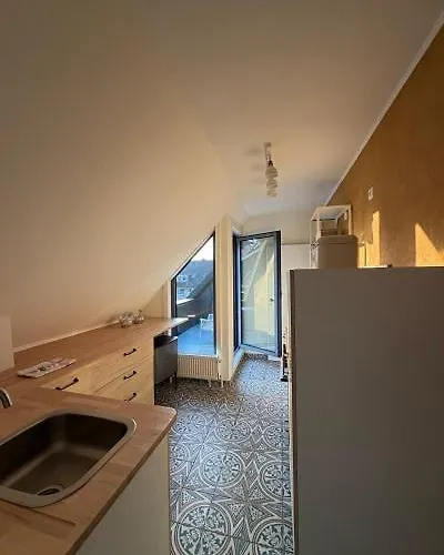 Familienunterkunft 2 Sz Balkon Zentral Stadtnah Bola 50a Apartment *